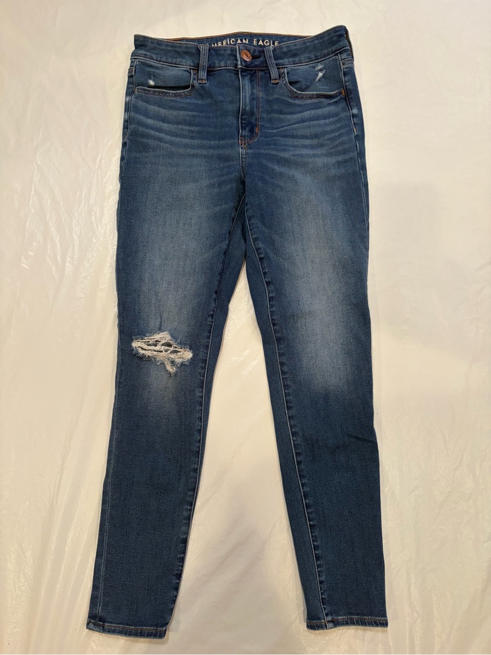 American Eagle Jeans Women's 6S Medium Wash 360 Stretch Hi-Rise Jegging Distress